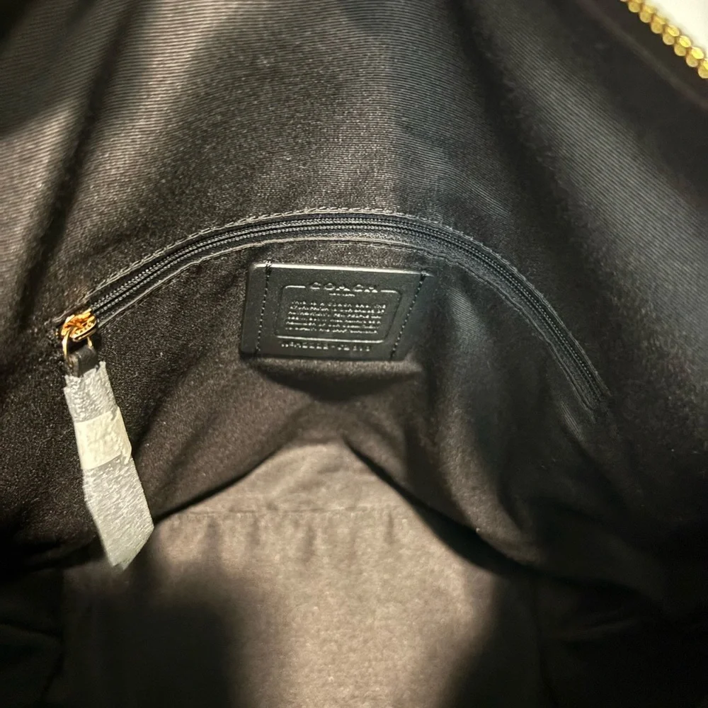 Coach Black Pebbled Leather Shoulder Bag - Picture 4 of 5